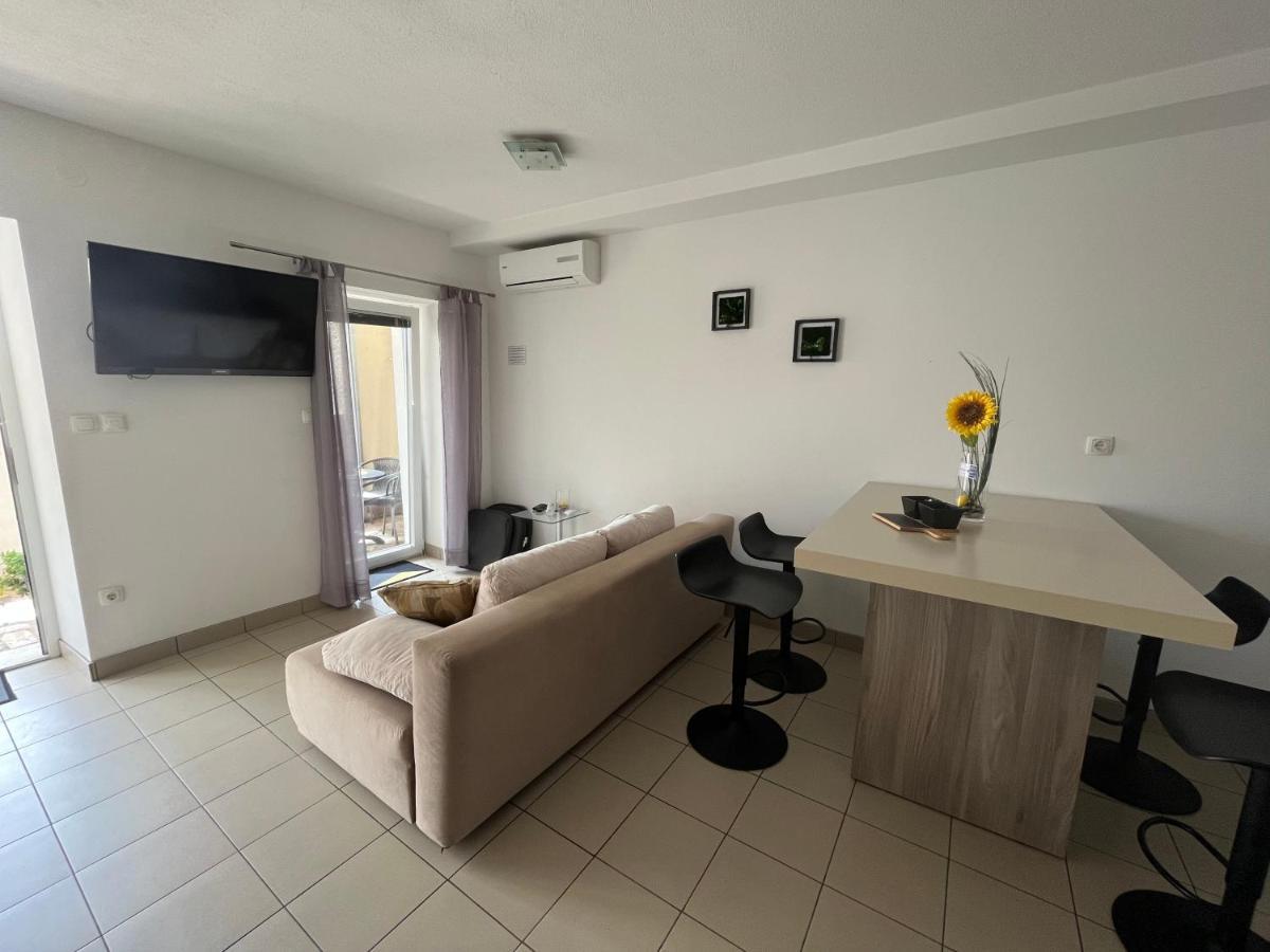 Apartments Goga Vodice Exterior photo